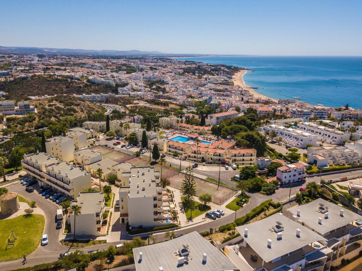 Sea View T1 Apartment - Free Wifi - Swimming Pool Albufeira Dış mekan fotoğraf